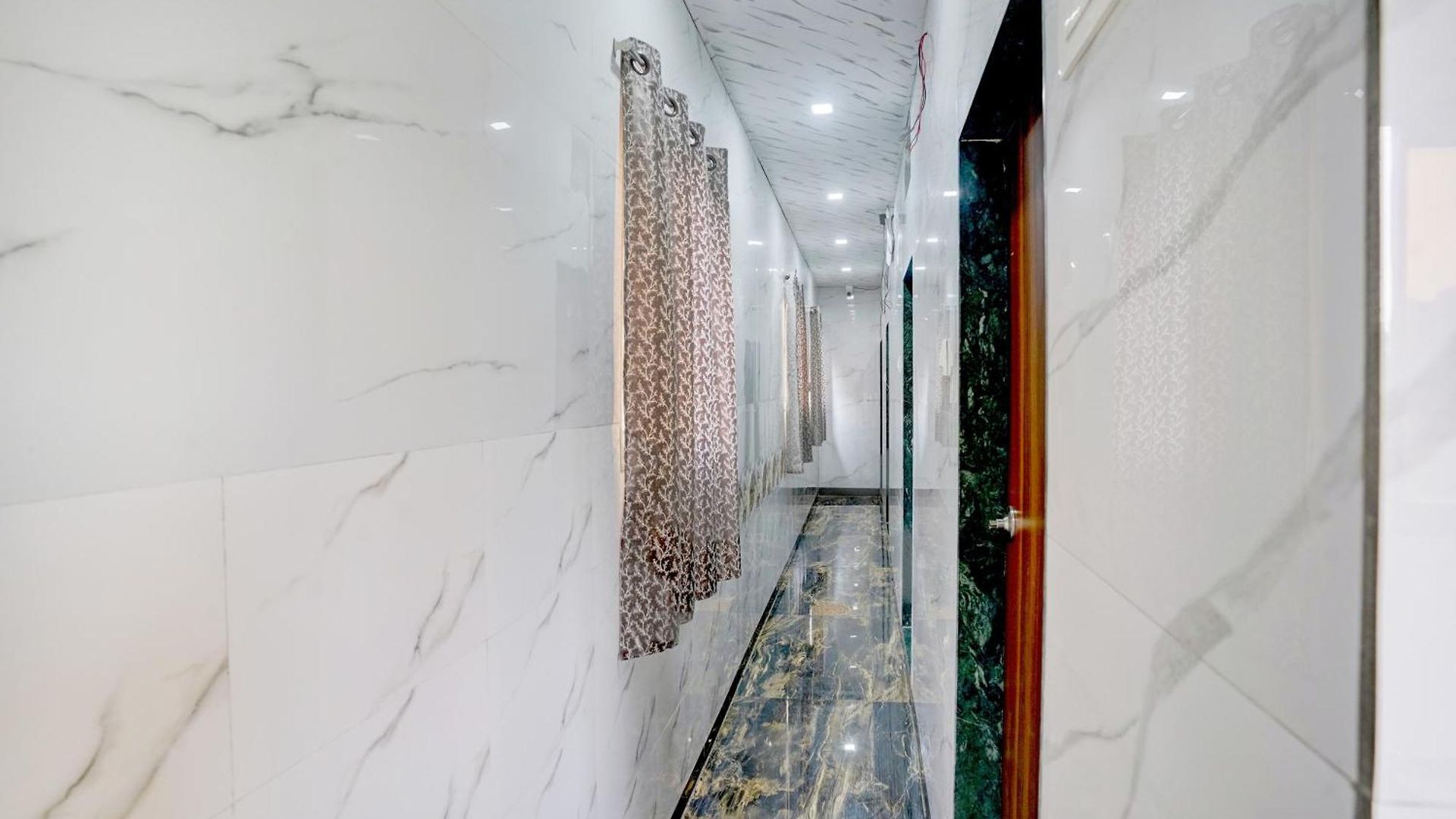 Hotel O Sr Residency Mumbai