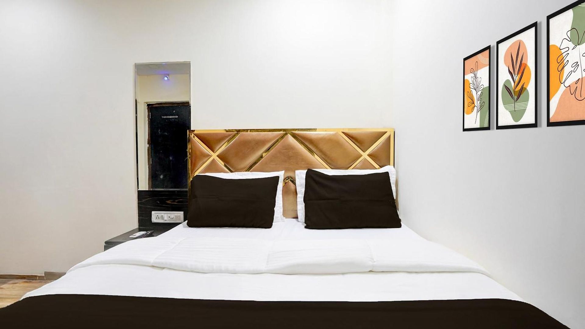 O By Oyo Grand Residency Mumbai