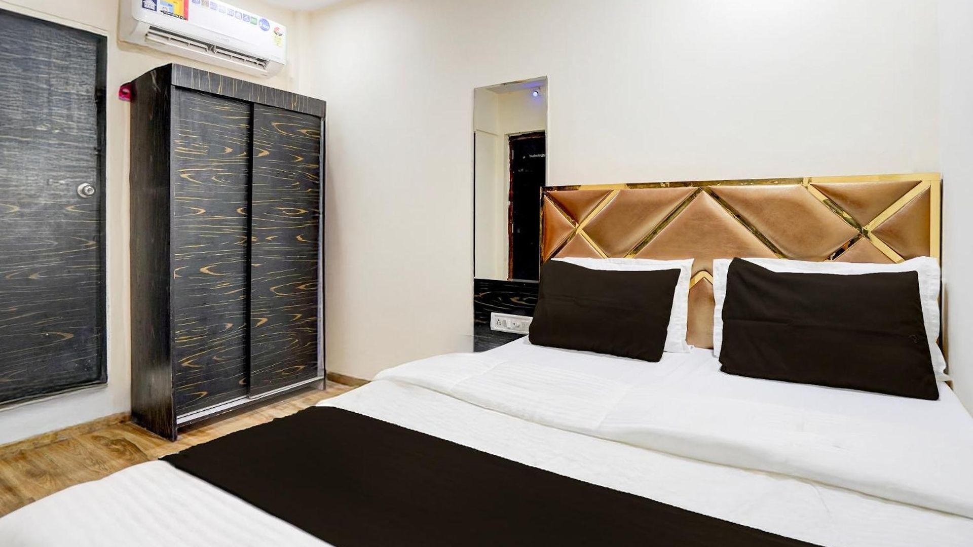 O By Oyo Grand Residency