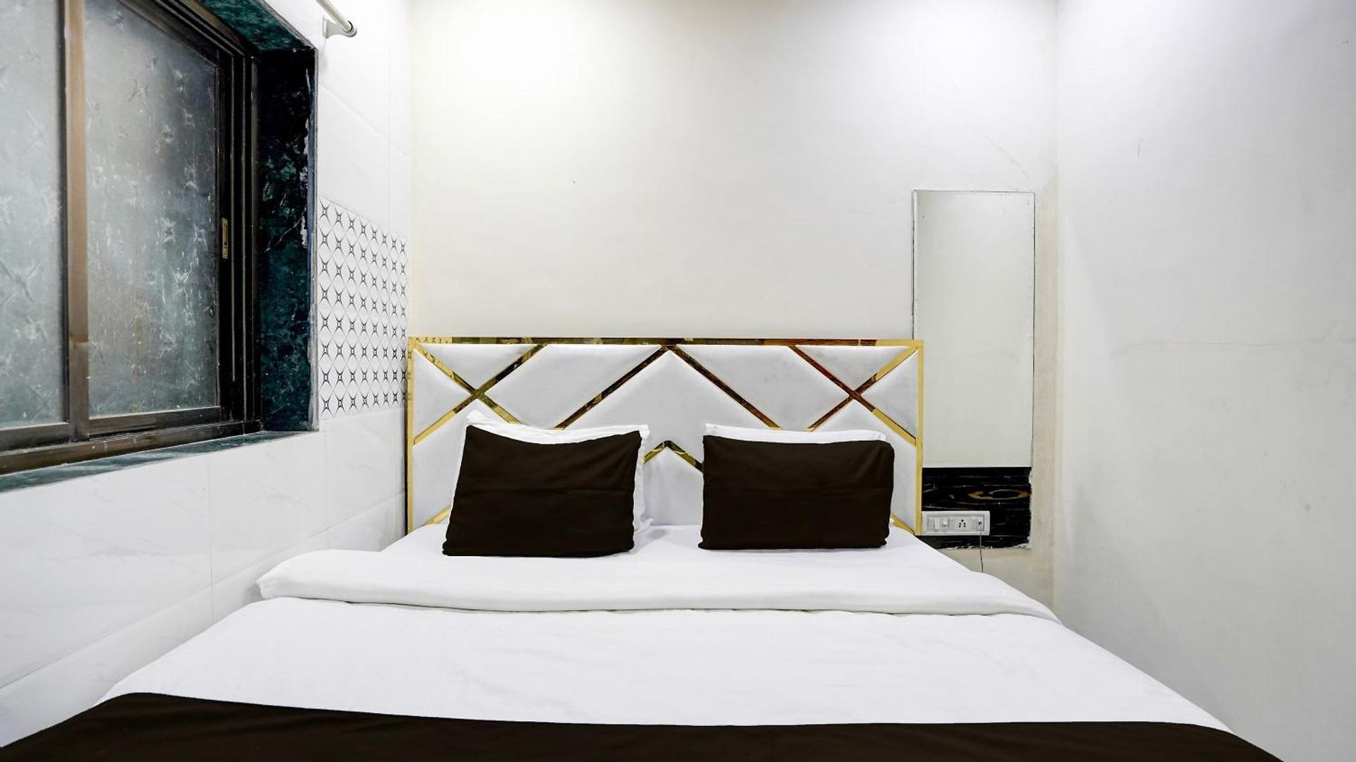 O By Oyo Grand Residency Hotel 3*