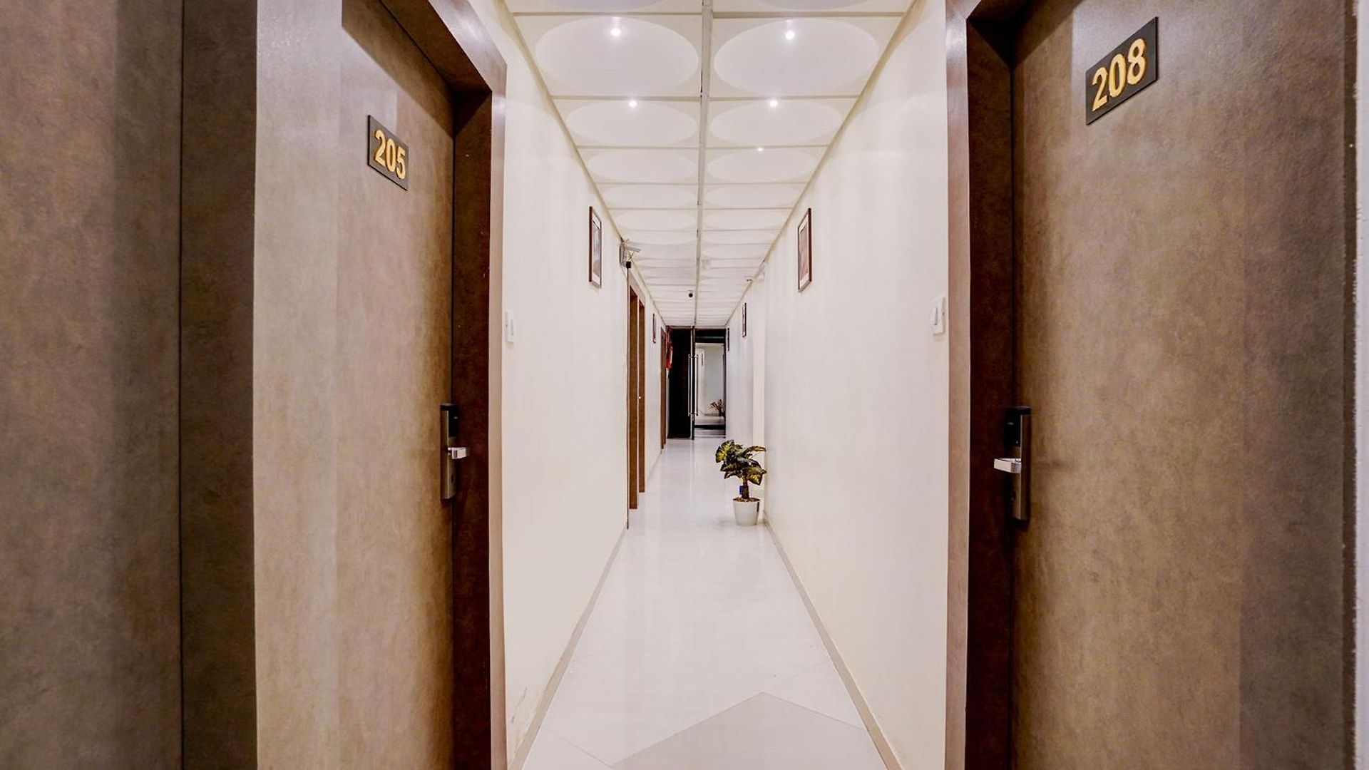 Fabhotel Abrol Hotel Mumbai