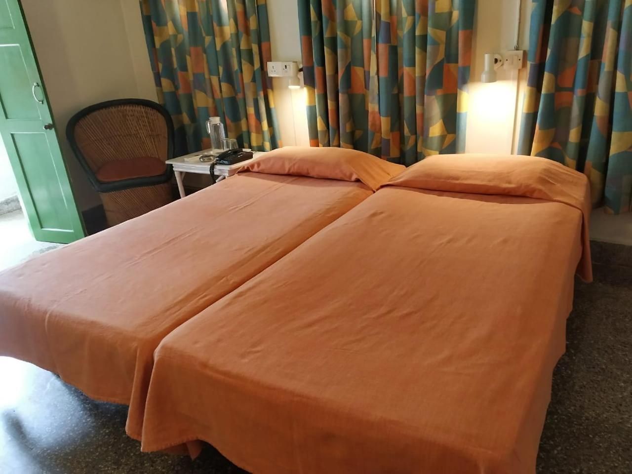 Hotel Manoribel Mumbai