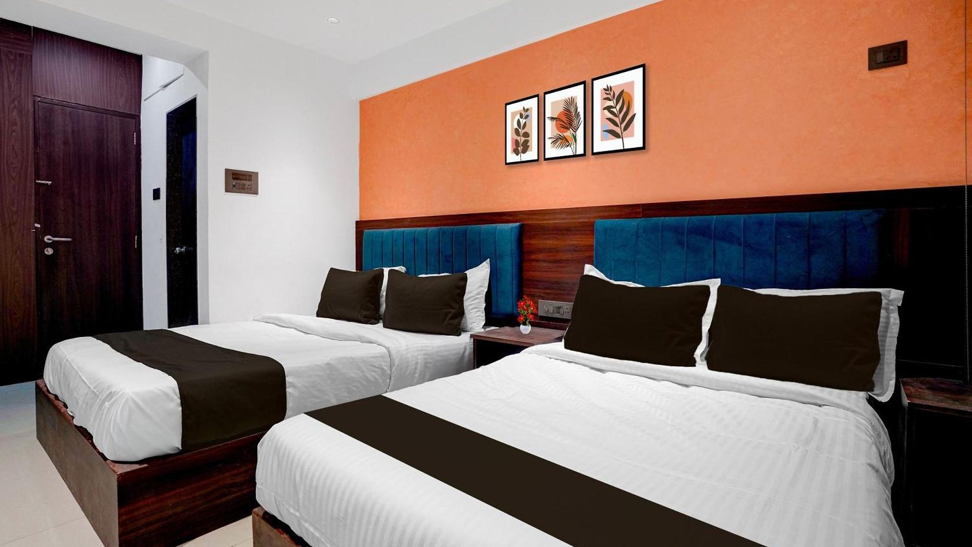 Hotel Collection O Santacruz Railway Station Formerly Mpg Guest 3*