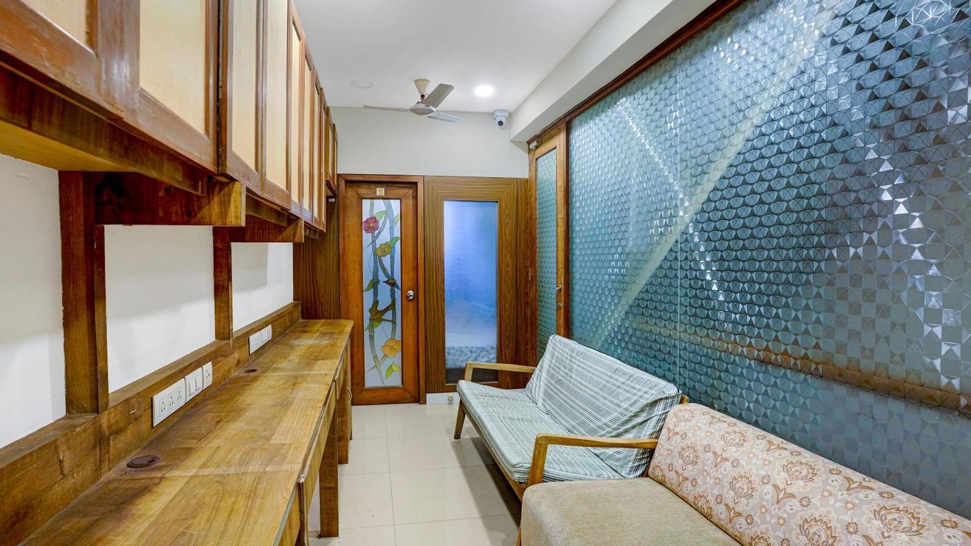 Hotel Collection O Santacruz Railway Station Formerly Mpg Guest 3*