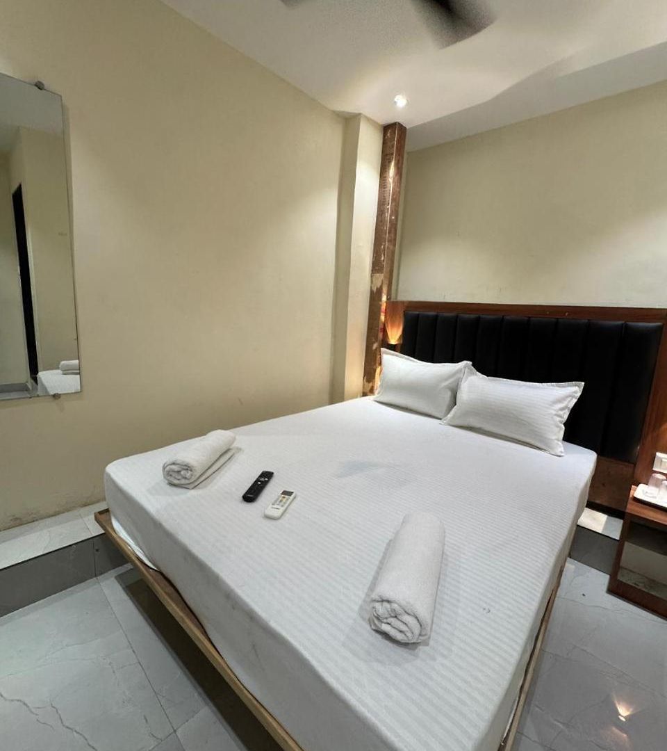Hotel Royal *
