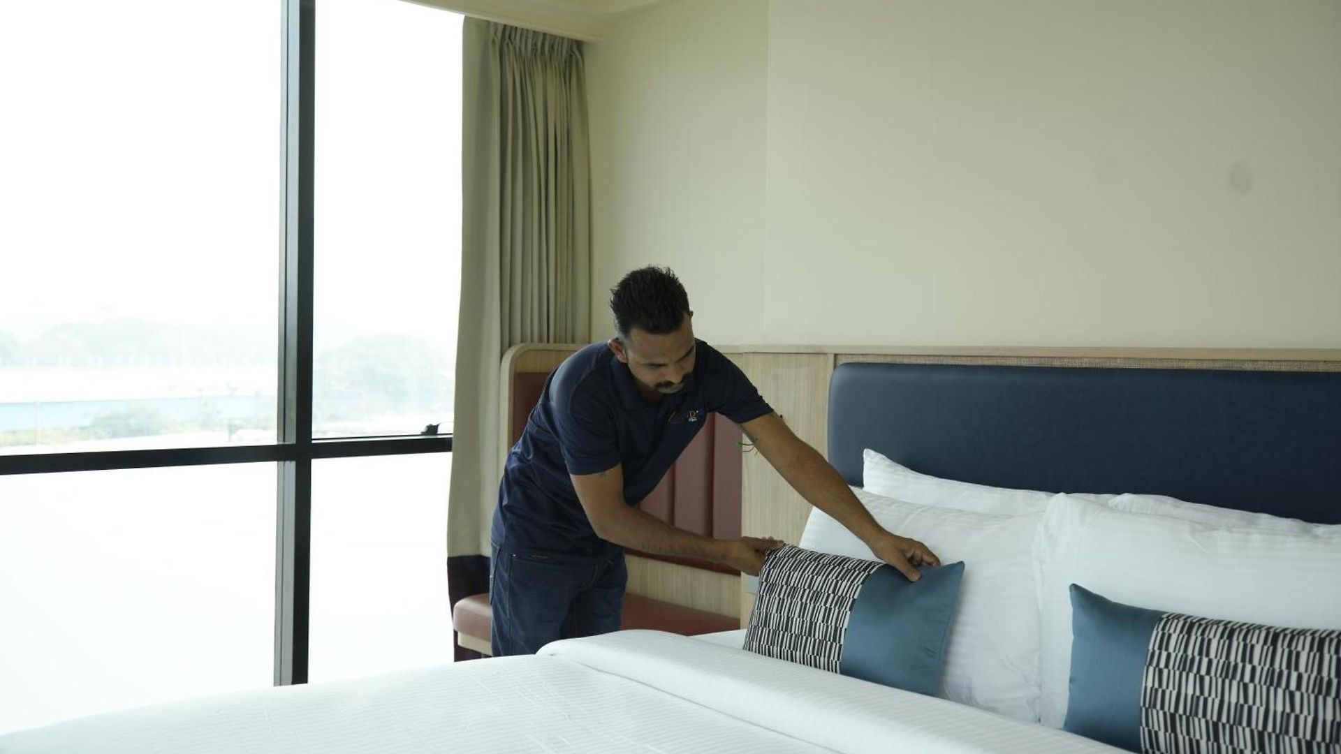 Hotel Indie Nesco Goregaon Mumbai