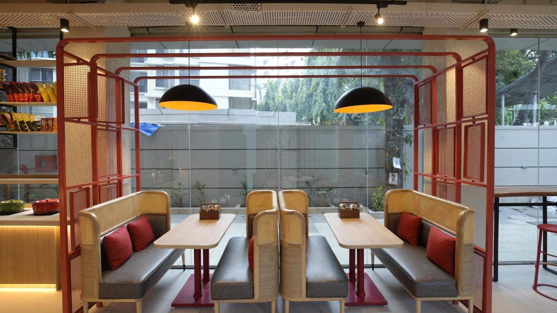 Indie Nesco Goregaon Hotel