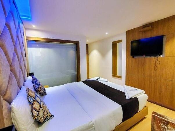 Sunrise Residency International Airport 3*