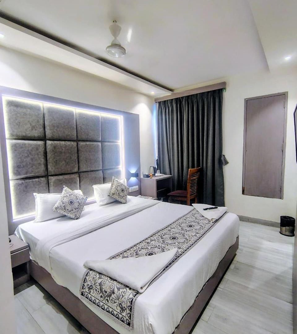 Hotel Sunrise Residency International Airport