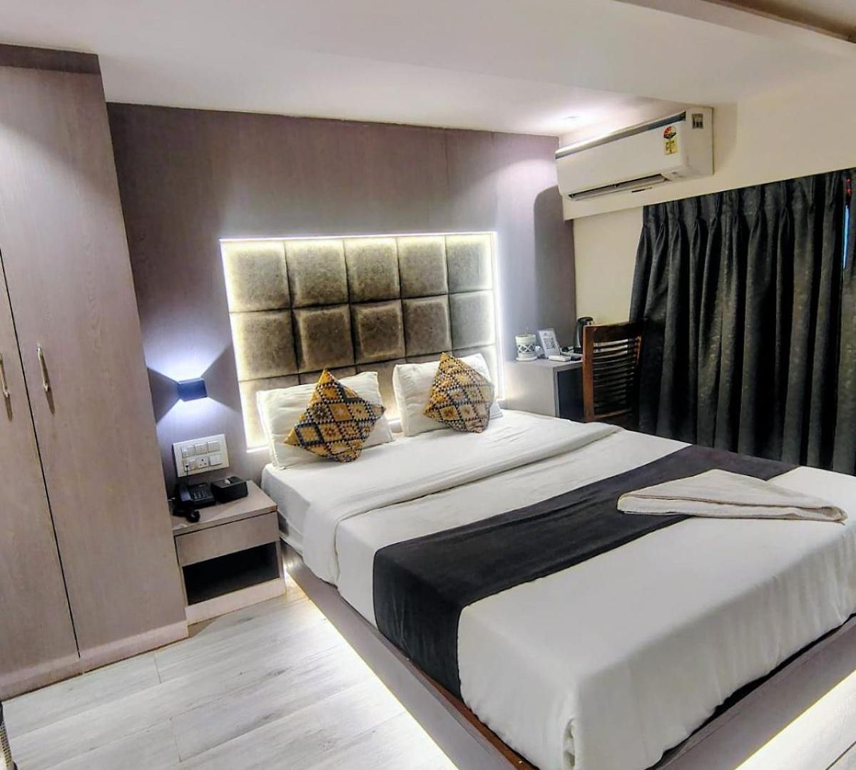 Sunrise Residency International Airport Hotel Mumbai