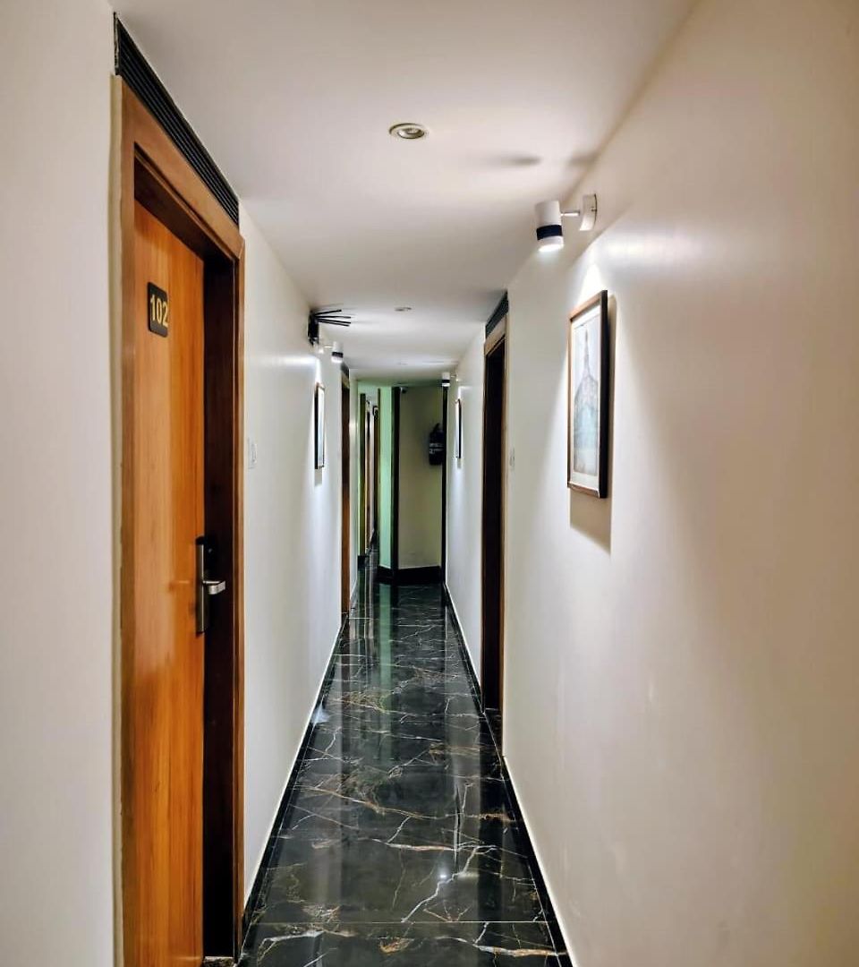 Sunrise Residency International Airport