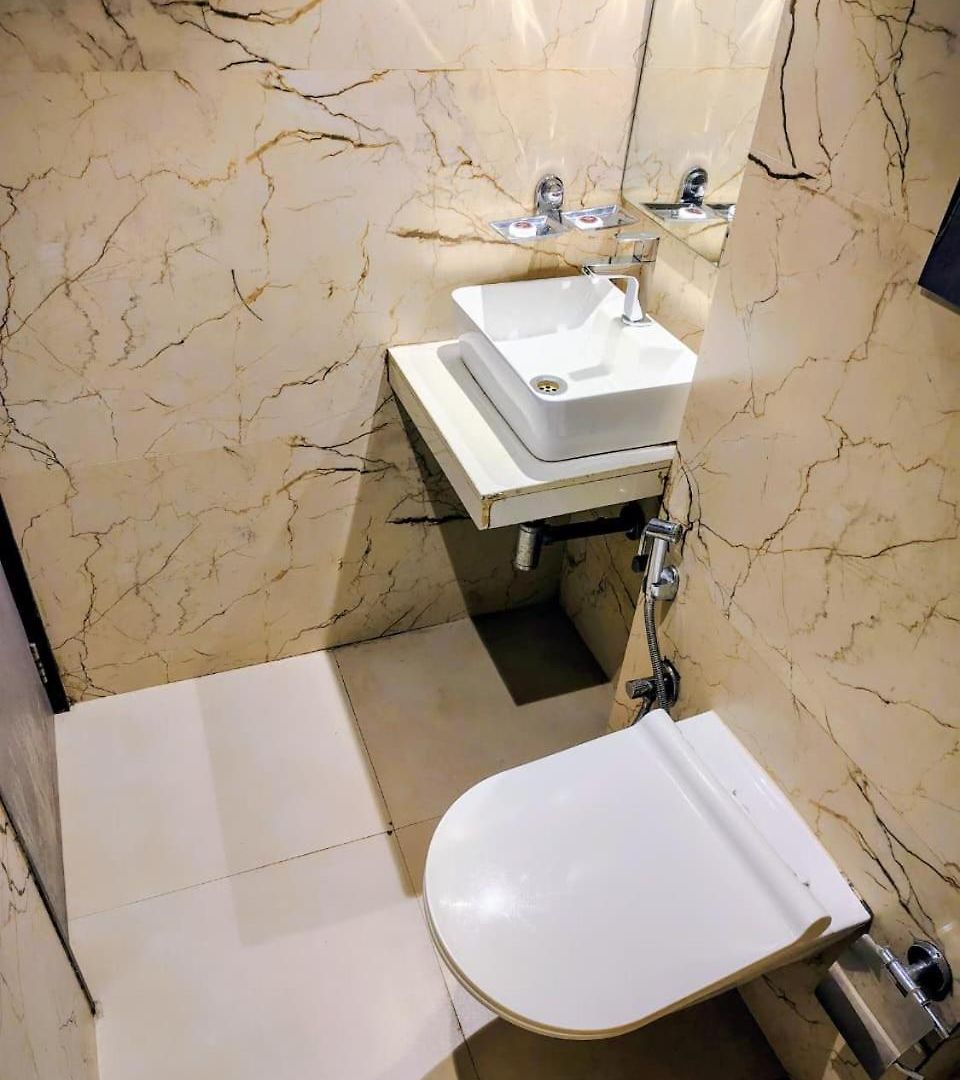 Hotel Sunrise Residency International Airport
