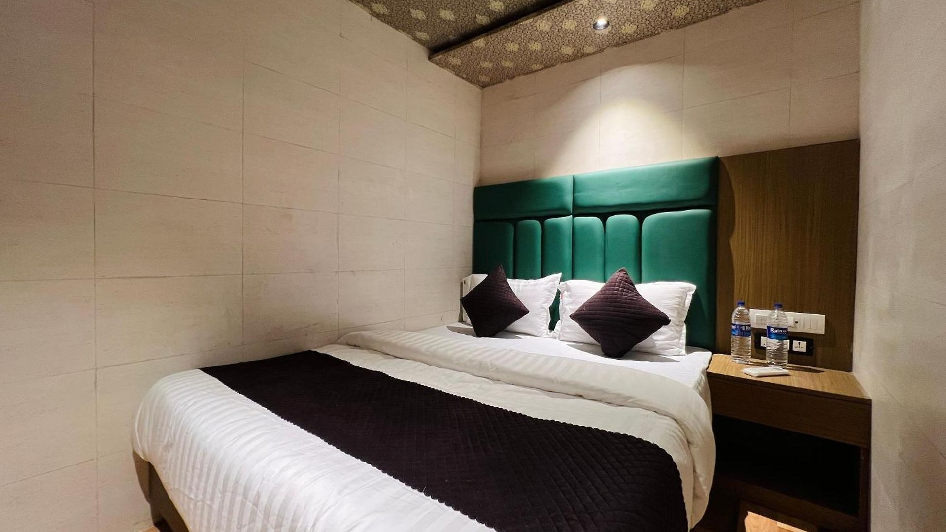 Imperial Suite-near Bkc Hotel Mumbai