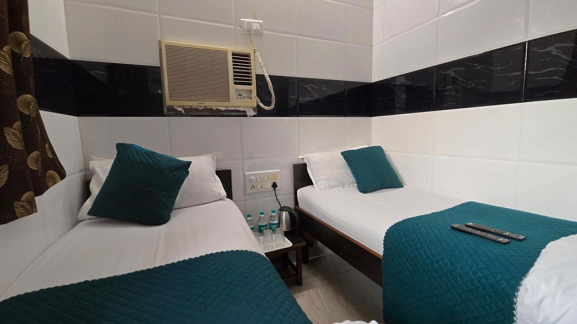 Kamal - Mohammed Ali Road Hotel Mumbai