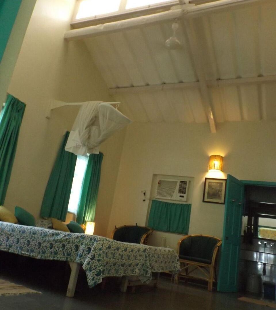 Manoribel Hotel