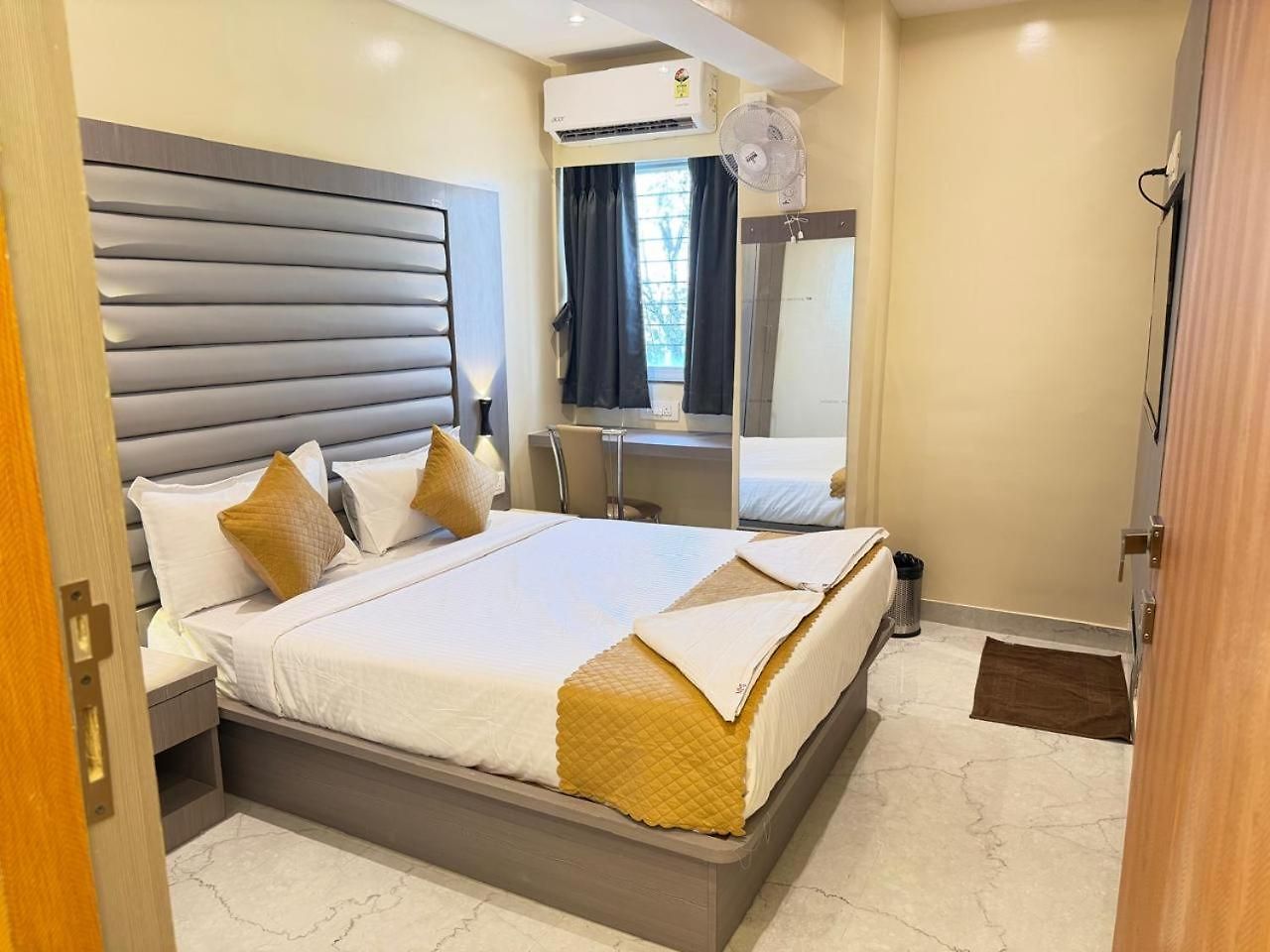 Sahara Hotel 3*
