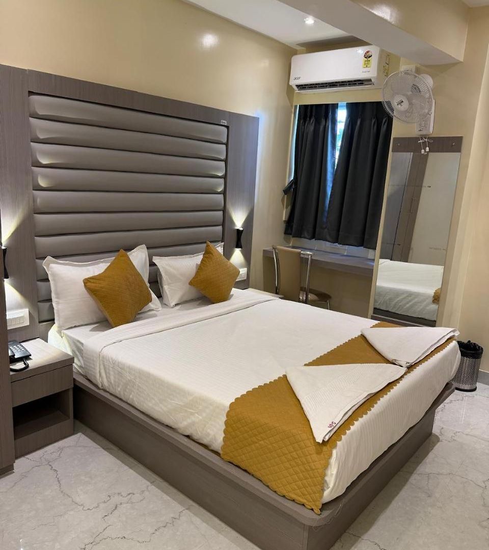 Sahara Hotel
