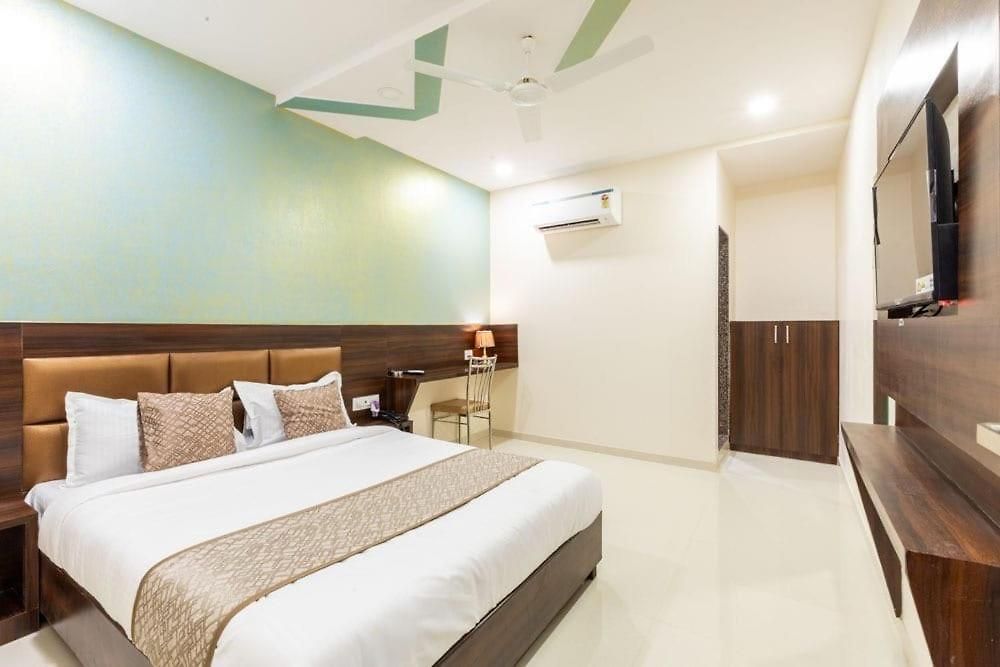 Hotel Bkc Anex Near Bandra Kurla Complex *
