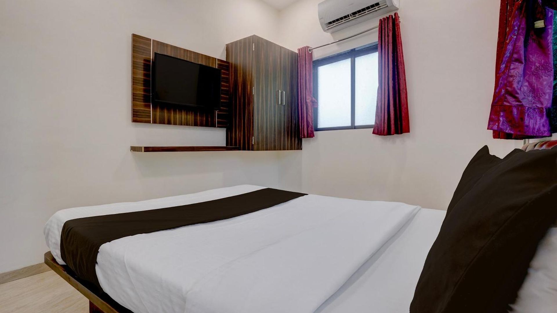 Collection O Iim Formerly View Hotel Mumbai
