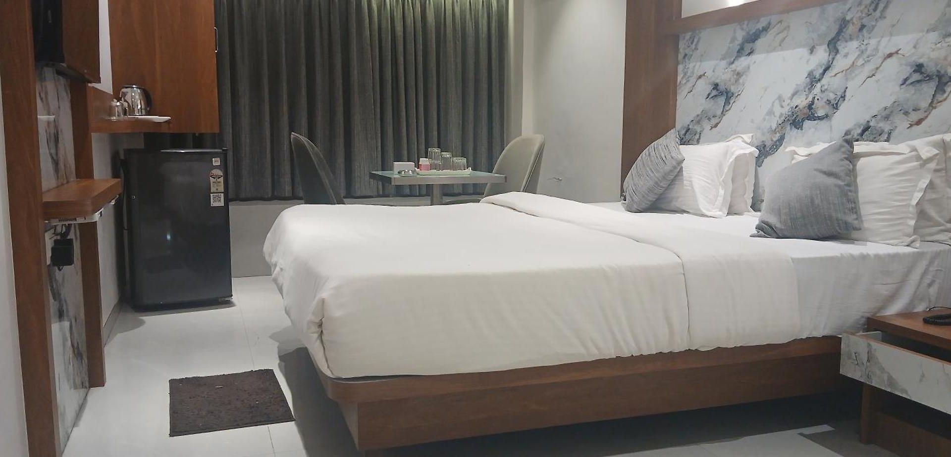 Shine Hospitality Premium 3* Mumbai