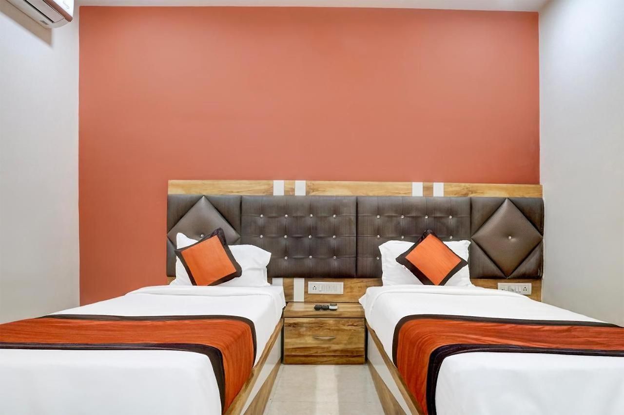 Glitz Veera -andheri Kurla Road 3* Mumbai