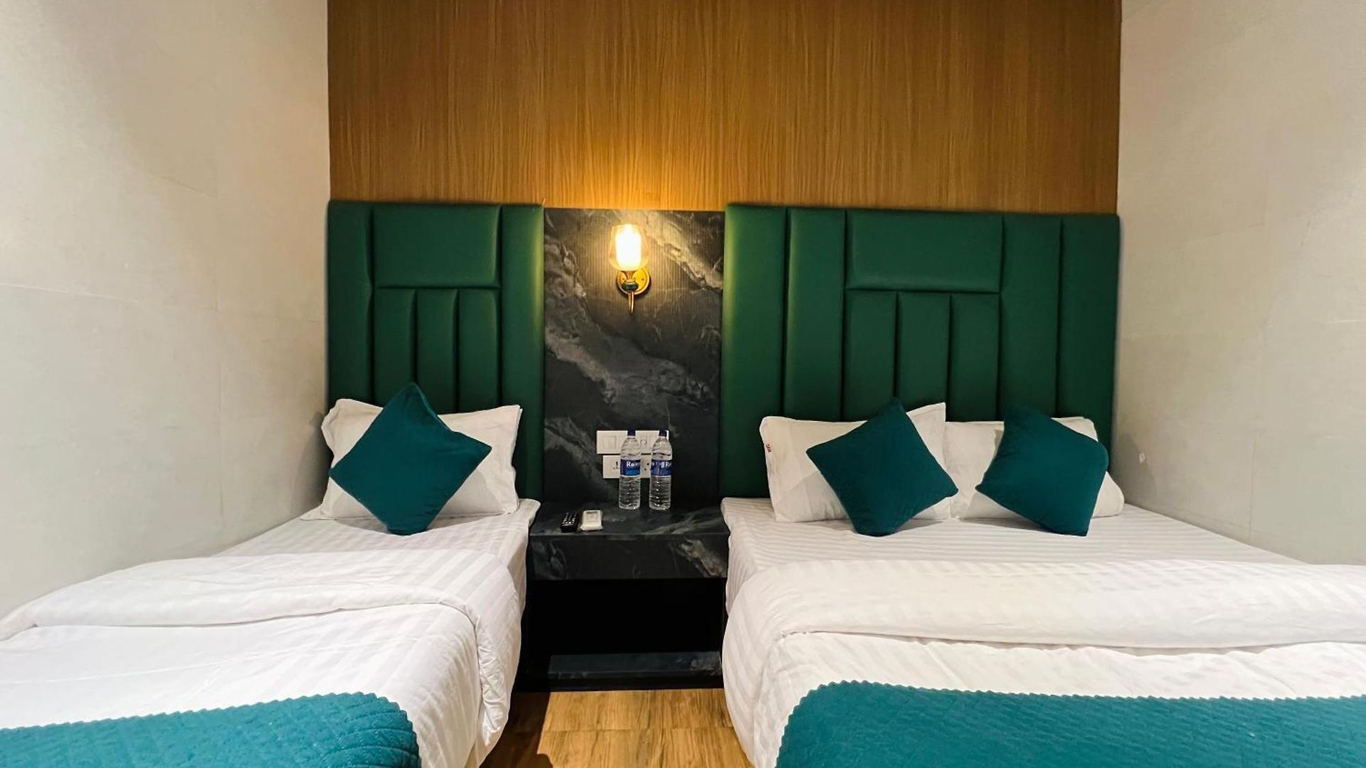 Imperial Suite-near Bkc 2* Mumbai