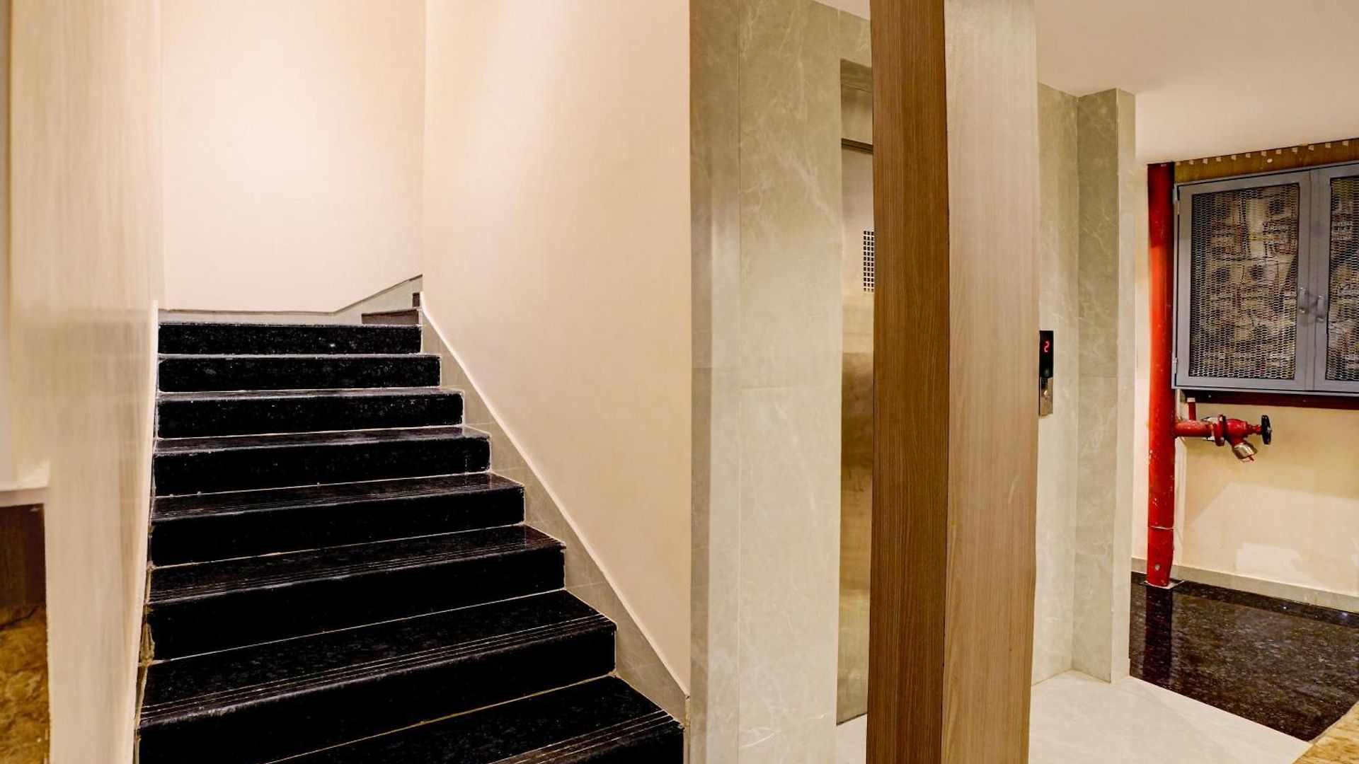 Hotel Casa Royal Residency - Exhibition Centre