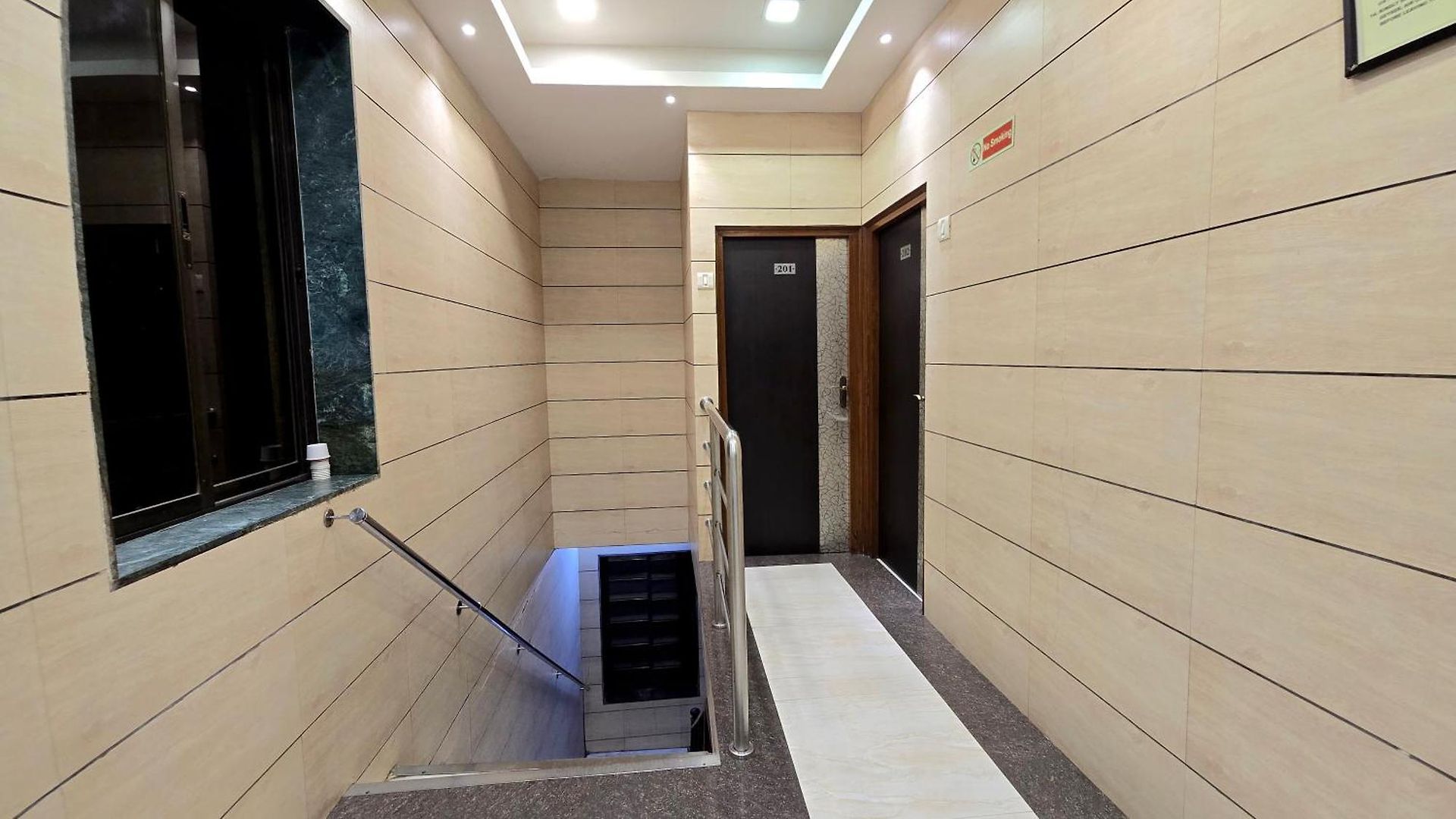 Hotel Kamal - Mohammed Ali Road Mumbai