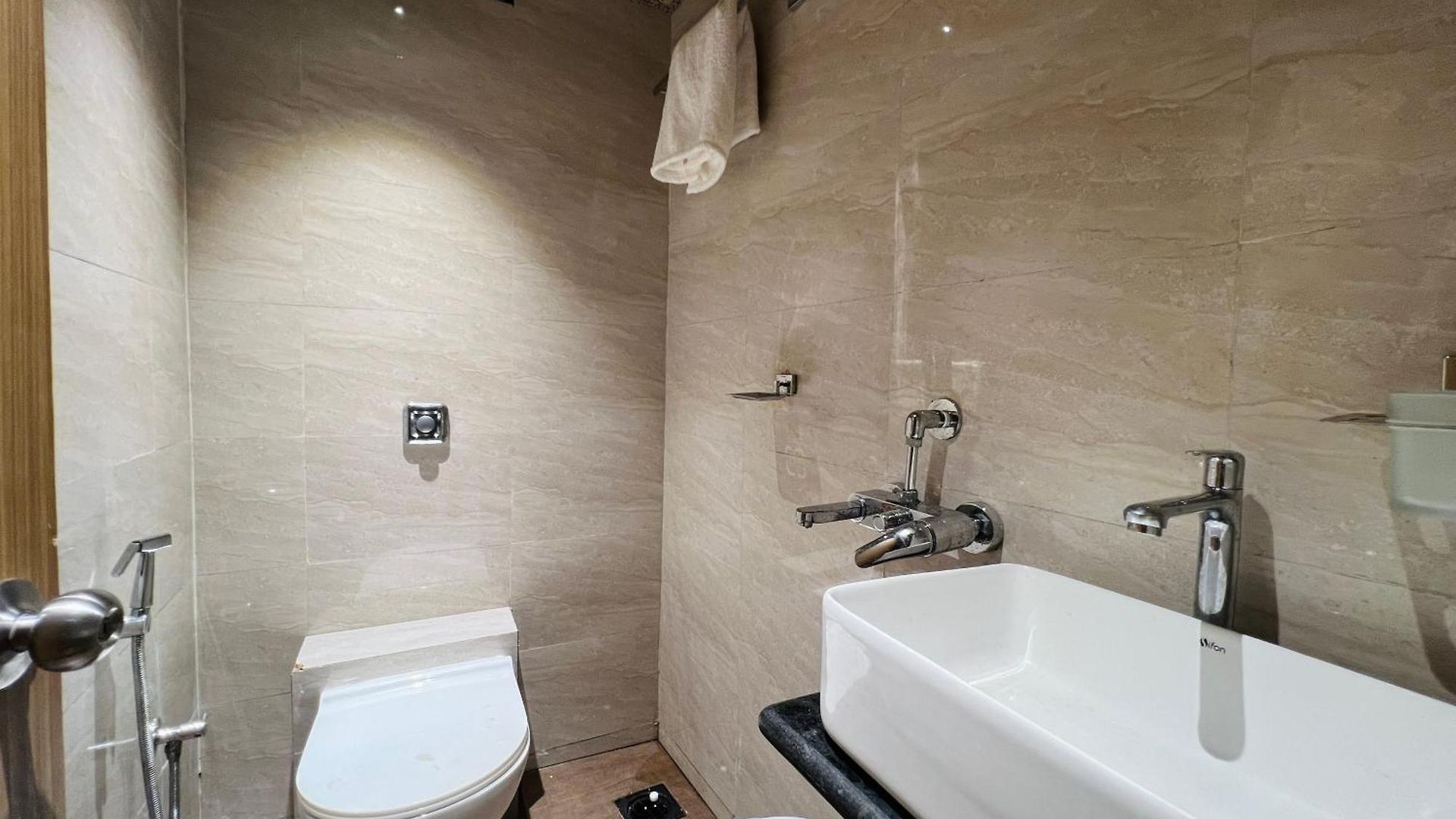 Imperial Suite-near Bkc