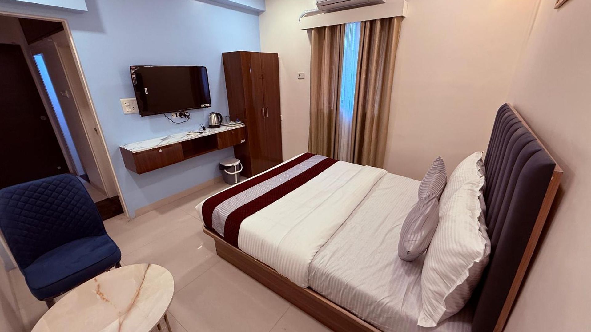 Silver Leaf - Parle East - Near Airport Mumbai