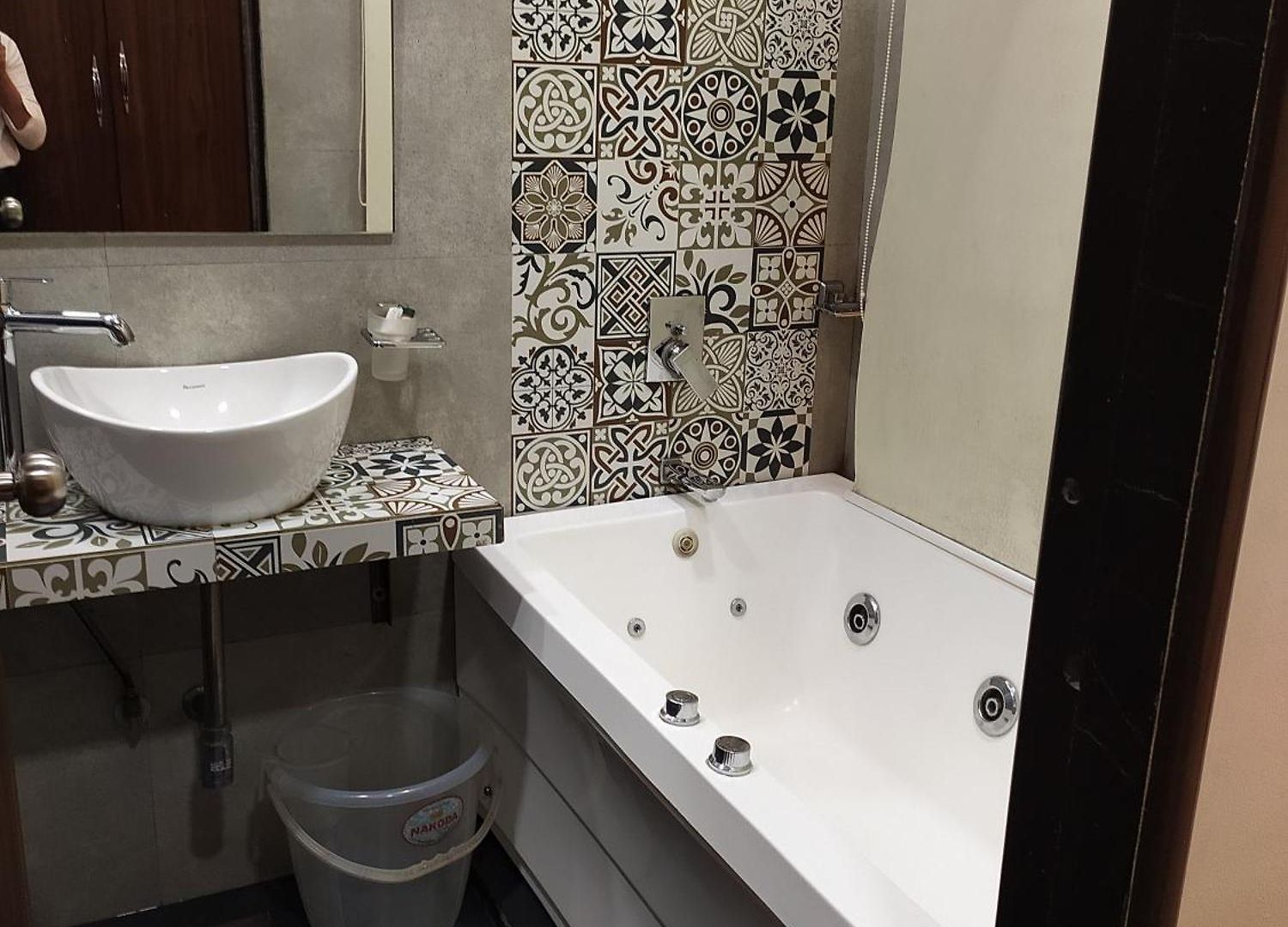 Divine Residency Hotel