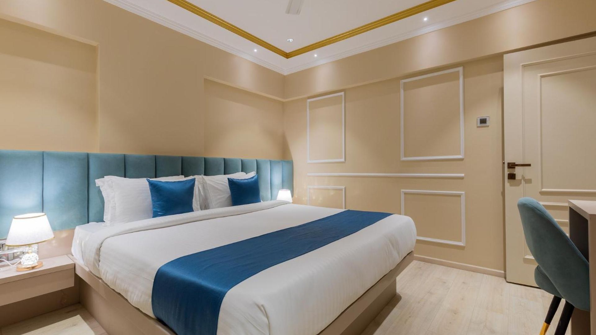 Hotel Home2 Residency, Airport