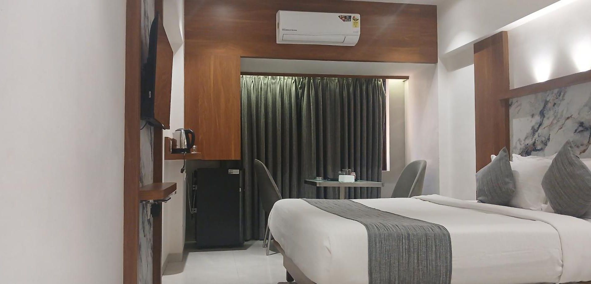 Hotel Shine Hospitality Premium 3*
