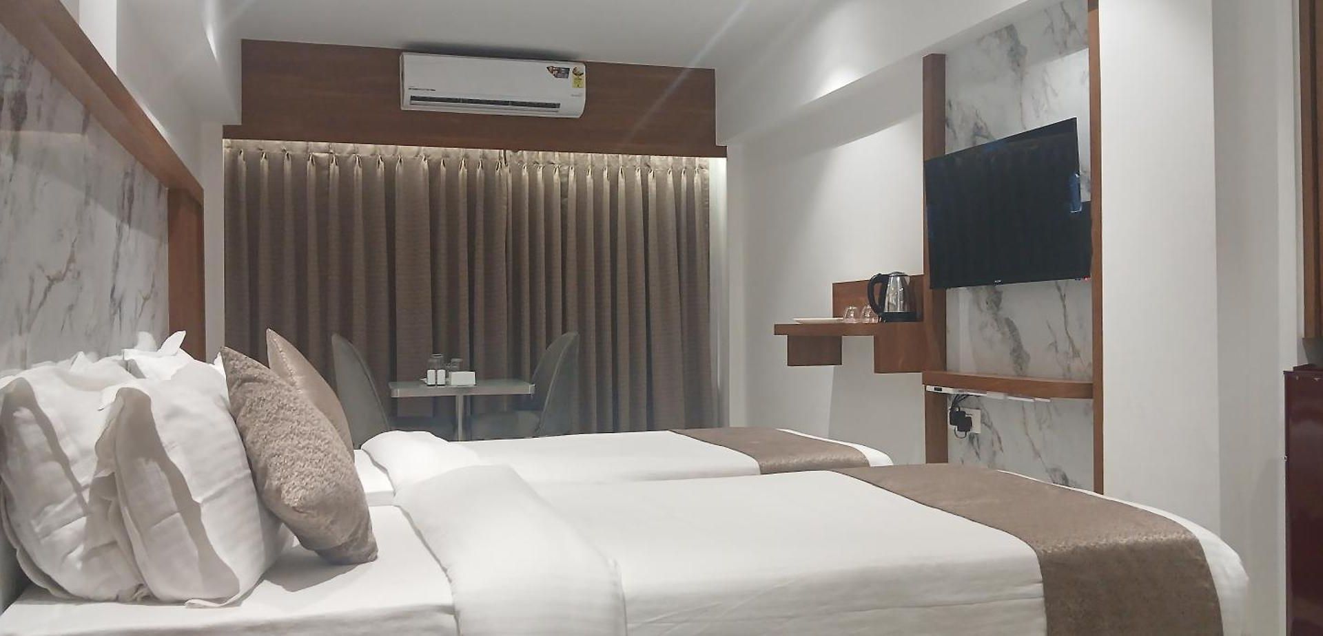 Shine Hospitality Premium Hotel