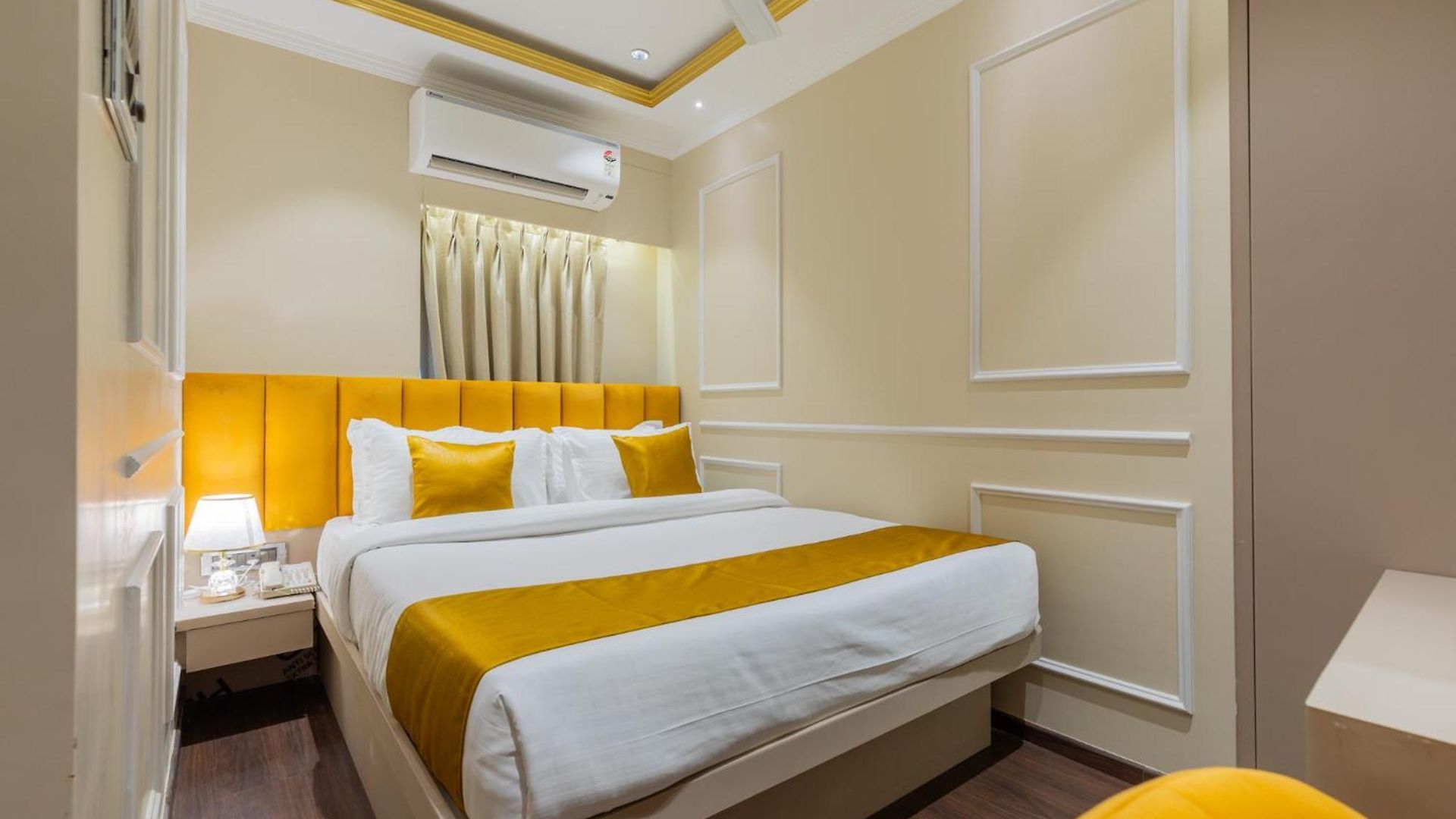 Hotel Home2 Residency, Airport Mumbai