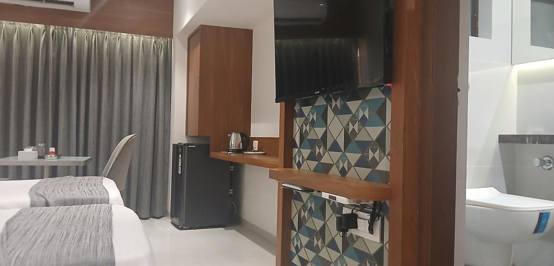 Hotel Shine Hospitality Premium 3*