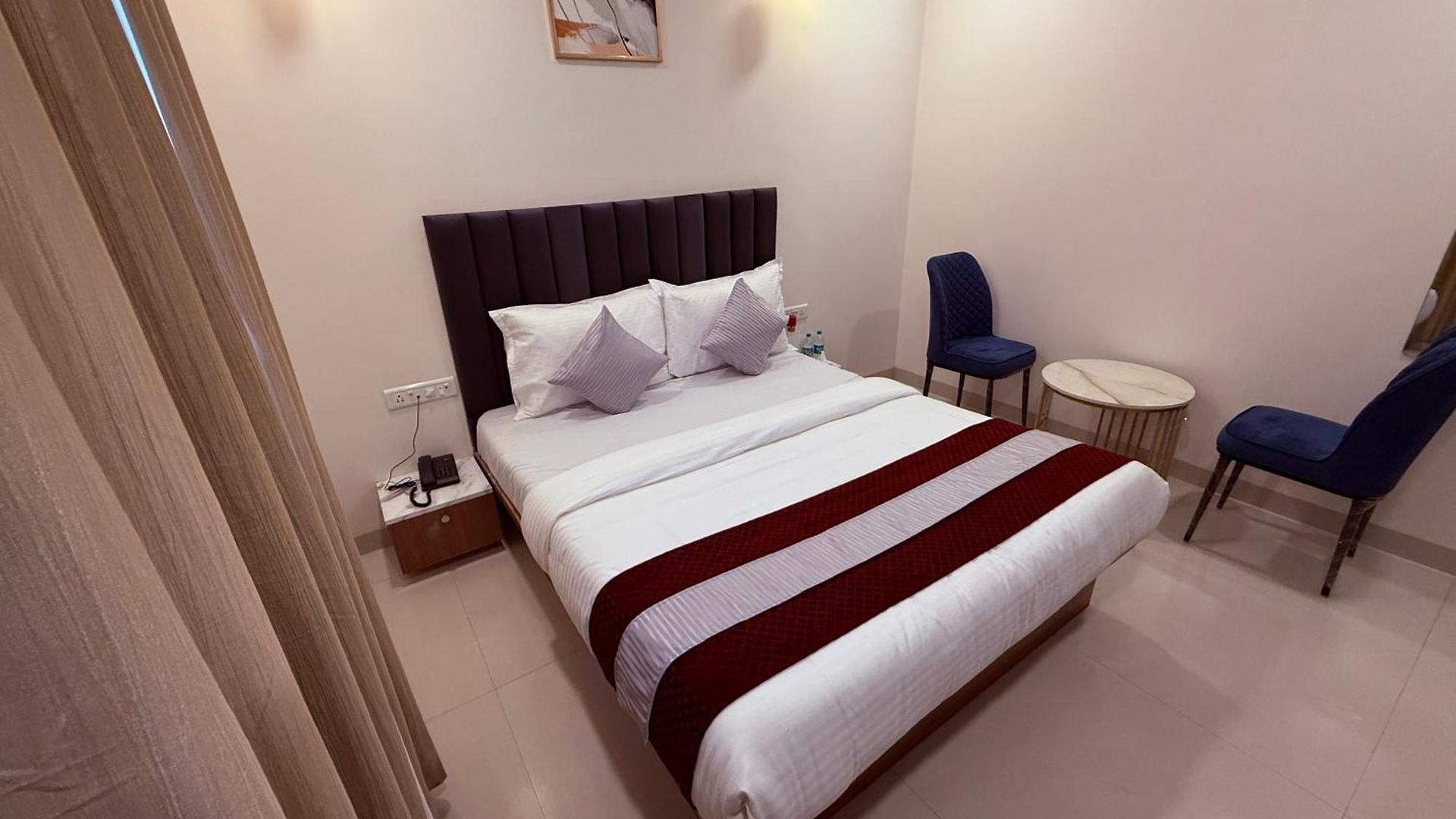 Silver Leaf - Parle East - Near Airport 3*