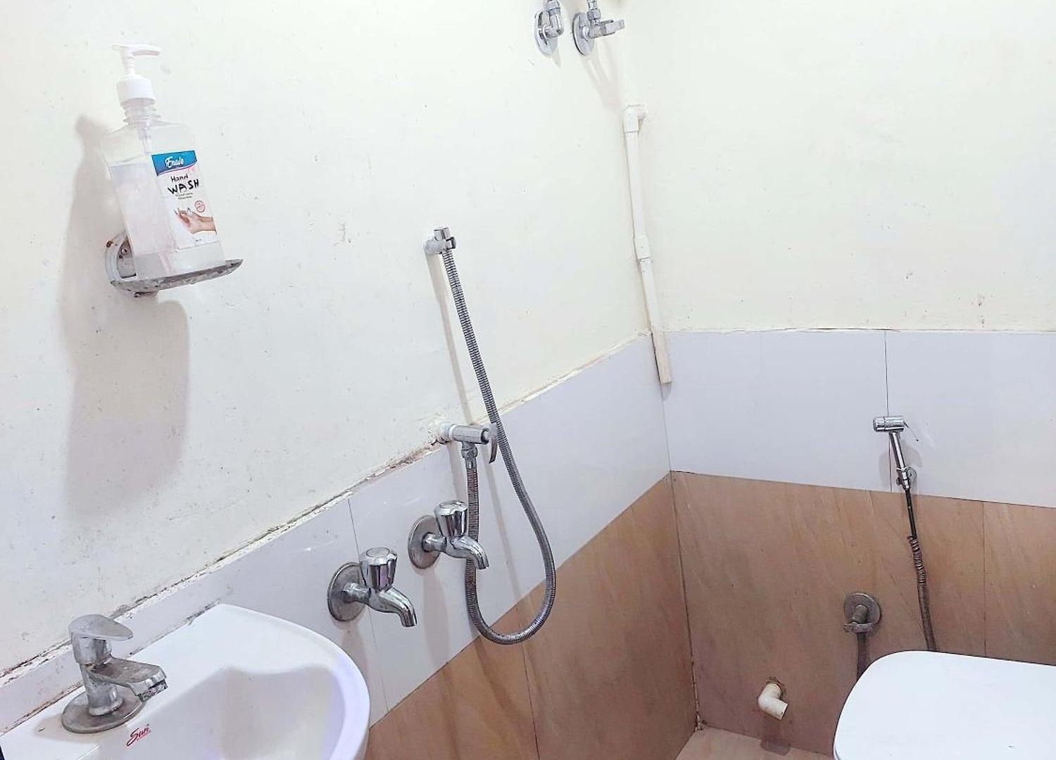 Mint Park Al Maqam - Near Mohammad Ali Road Mumbai