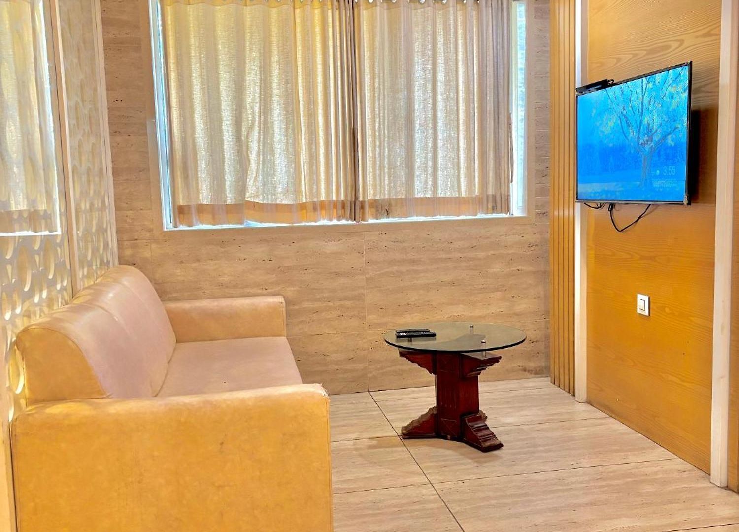 Neelkamal Hotel Mumbai