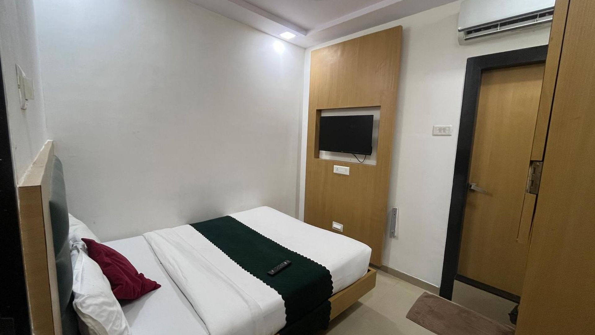 Sai Grand Guest house