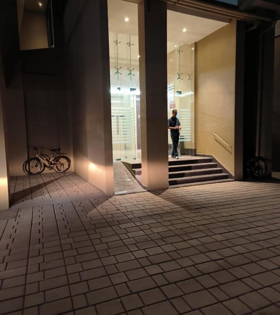 Riyas Capsule hotel