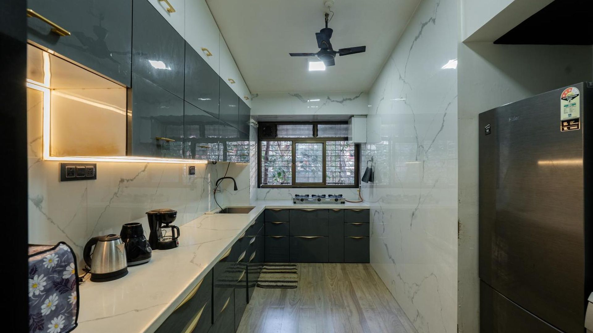 Breeze 3bhk Cosy Spacez Luxury Villa Mumbai