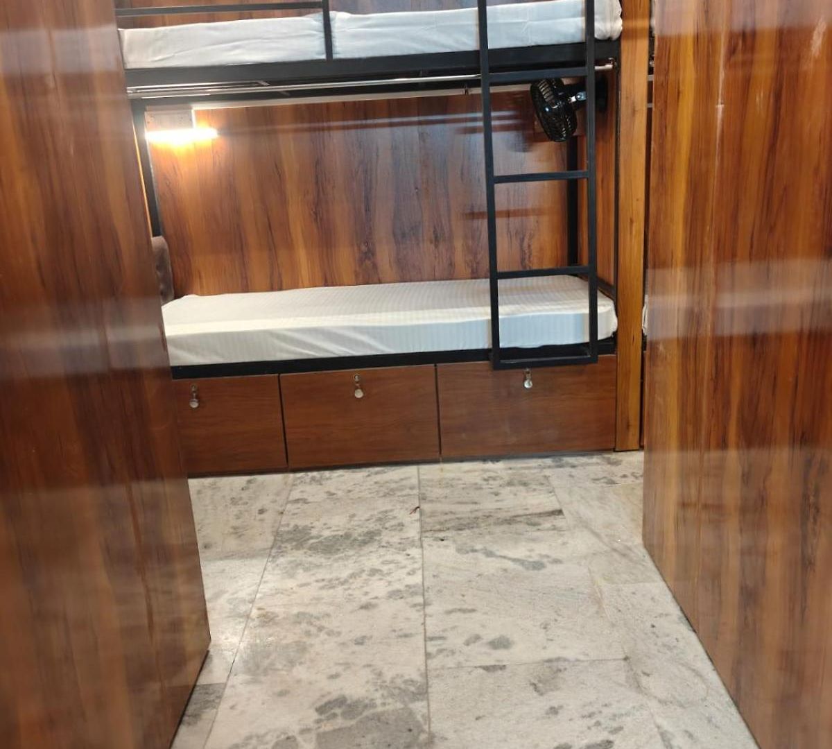 Hostel Transit Mumbai