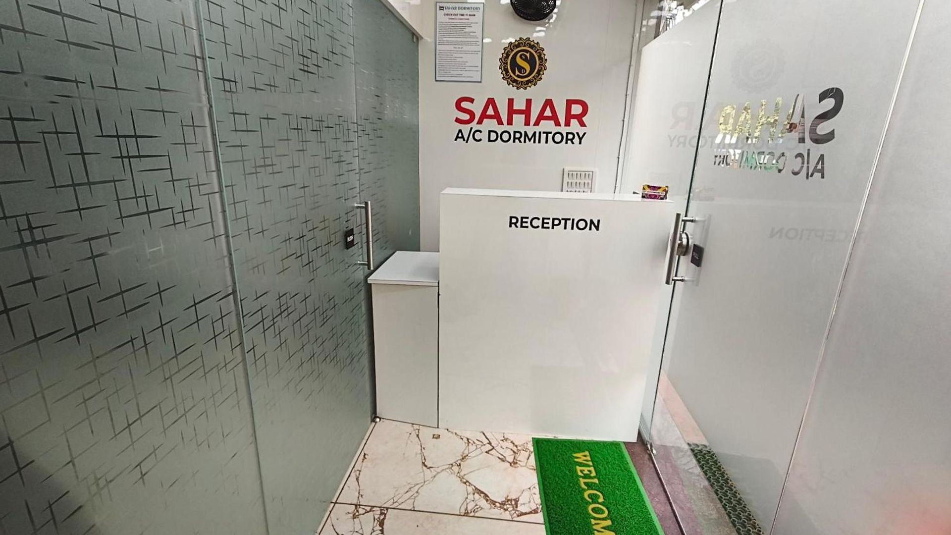Sahar Ac - Andheri - Near International Airport - Male Guest Only Mumbai