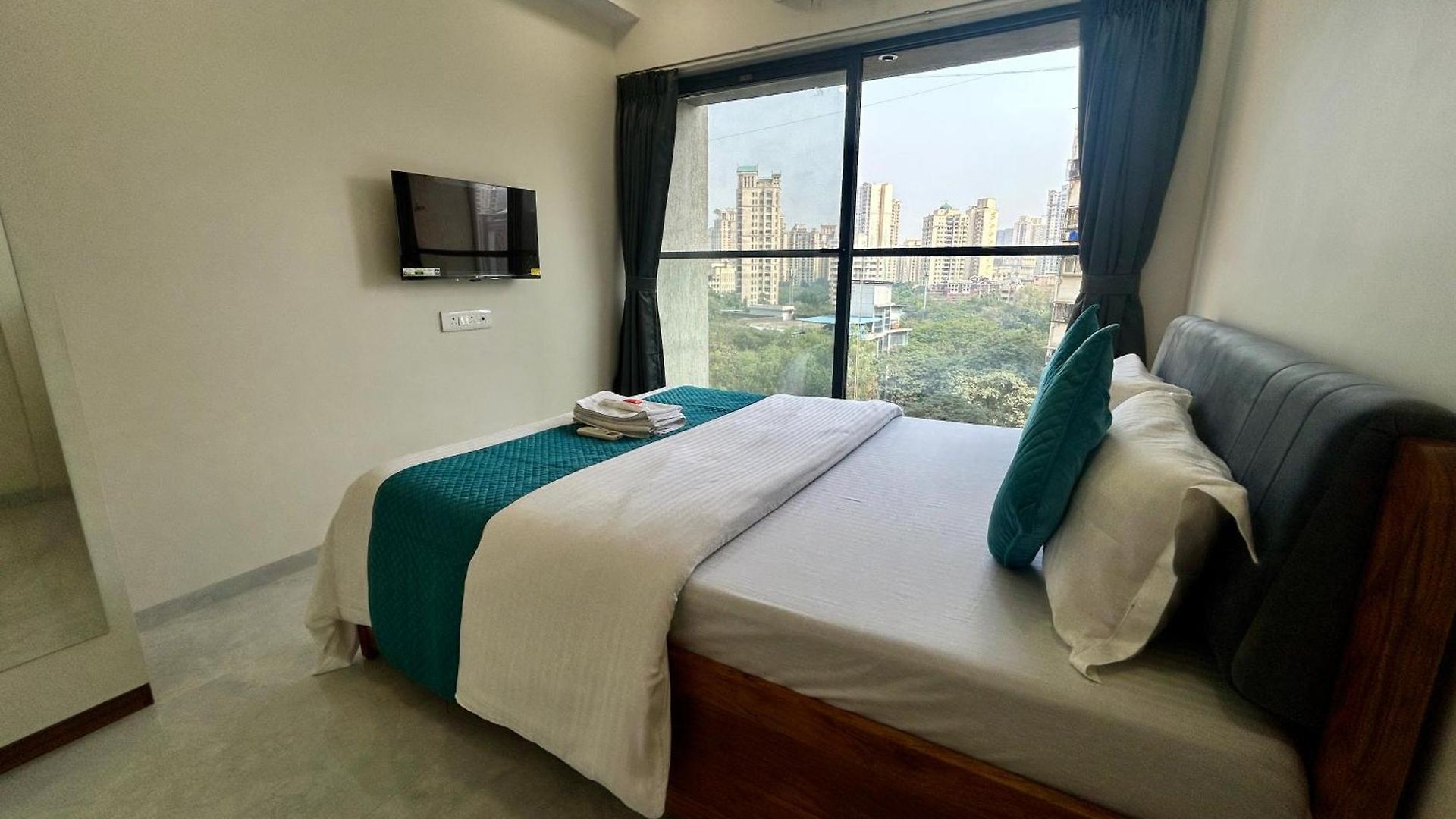 Zenith Homes - Premium Suites, Near Iit Powai, Hiranandani & Airport Guest house Mumbai