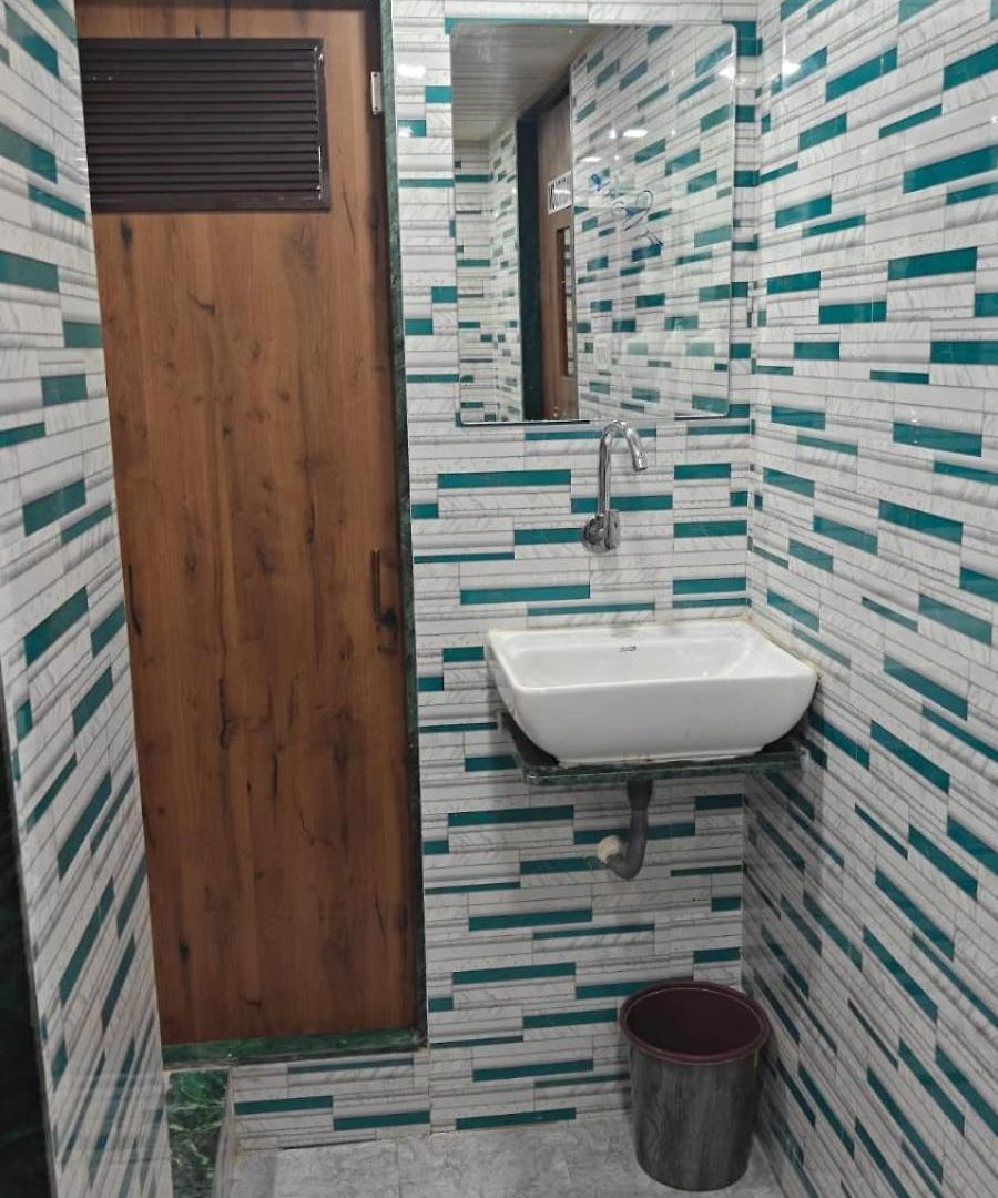 Oster Hostel *