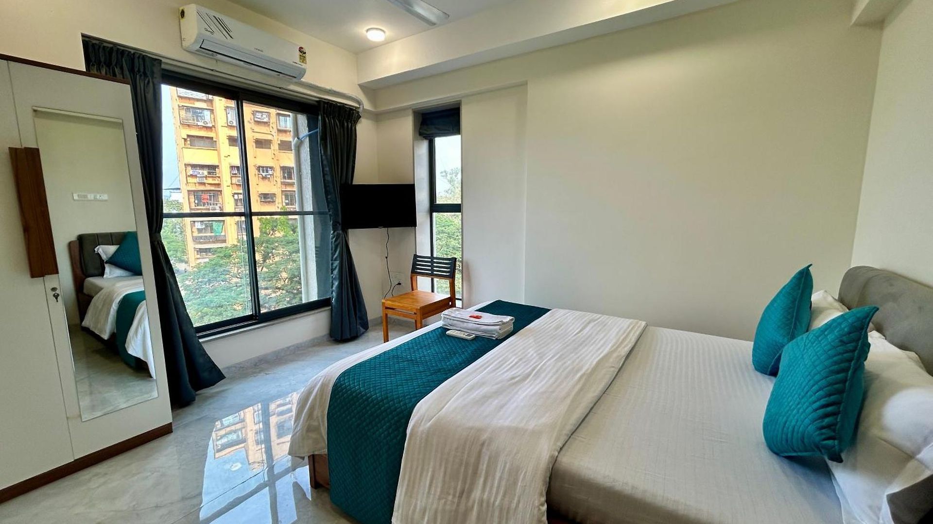 Zenith Homes - Premium Suites, Near Iit Powai, Hiranandani & Airport Guest house Mumbai
