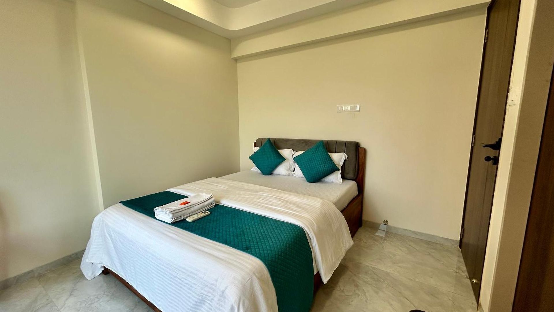 Zenith Homes - Premium Suites, Near Iit Powai, Hiranandani & Airport 3* Mumbai