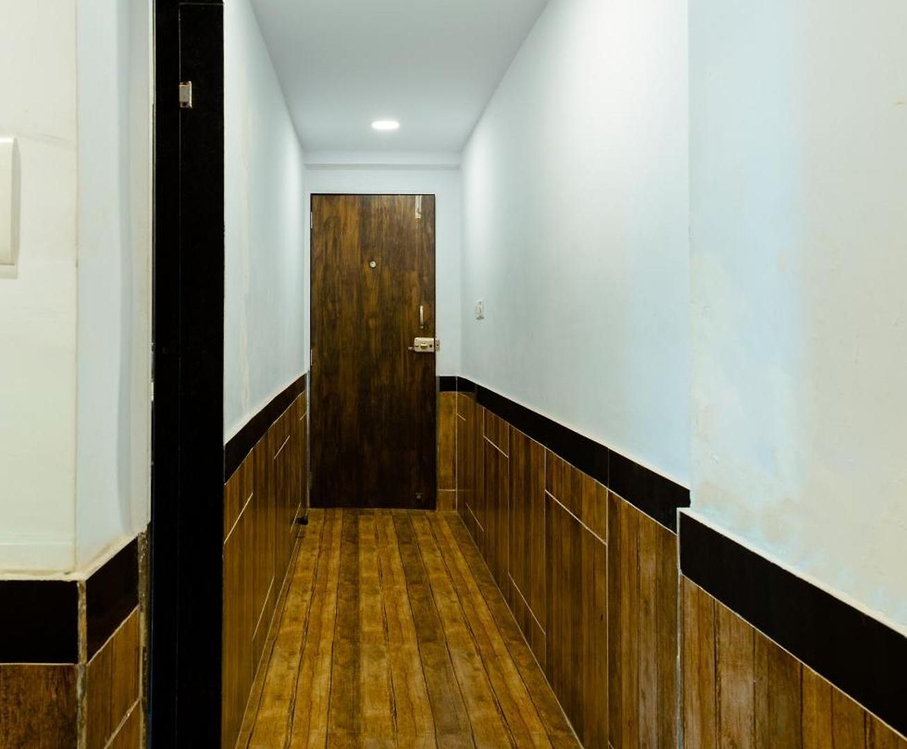 Cozykey Bandra Homestay Mumbai