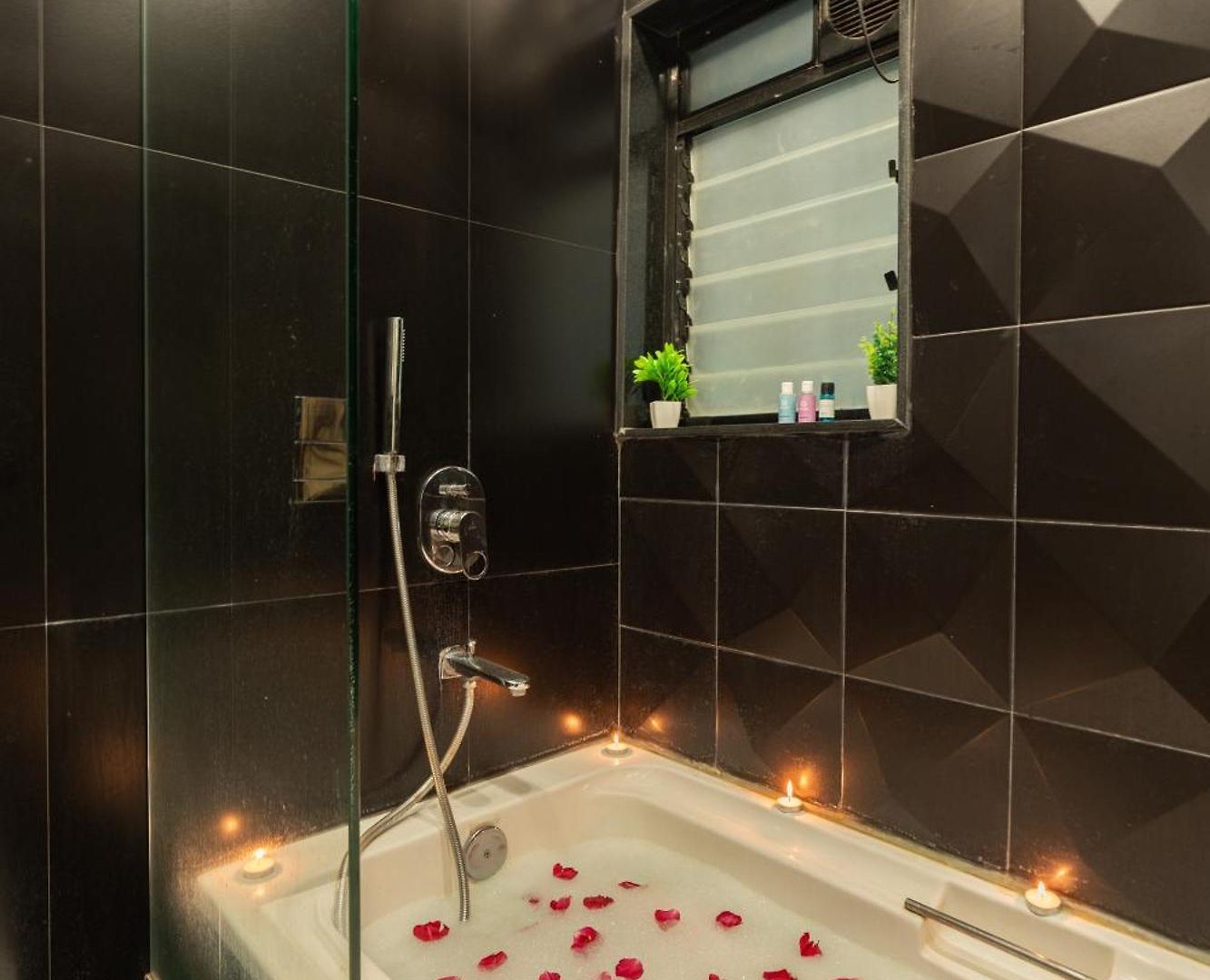 Breeze 3bhk Cosy Spacez Luxury Villa